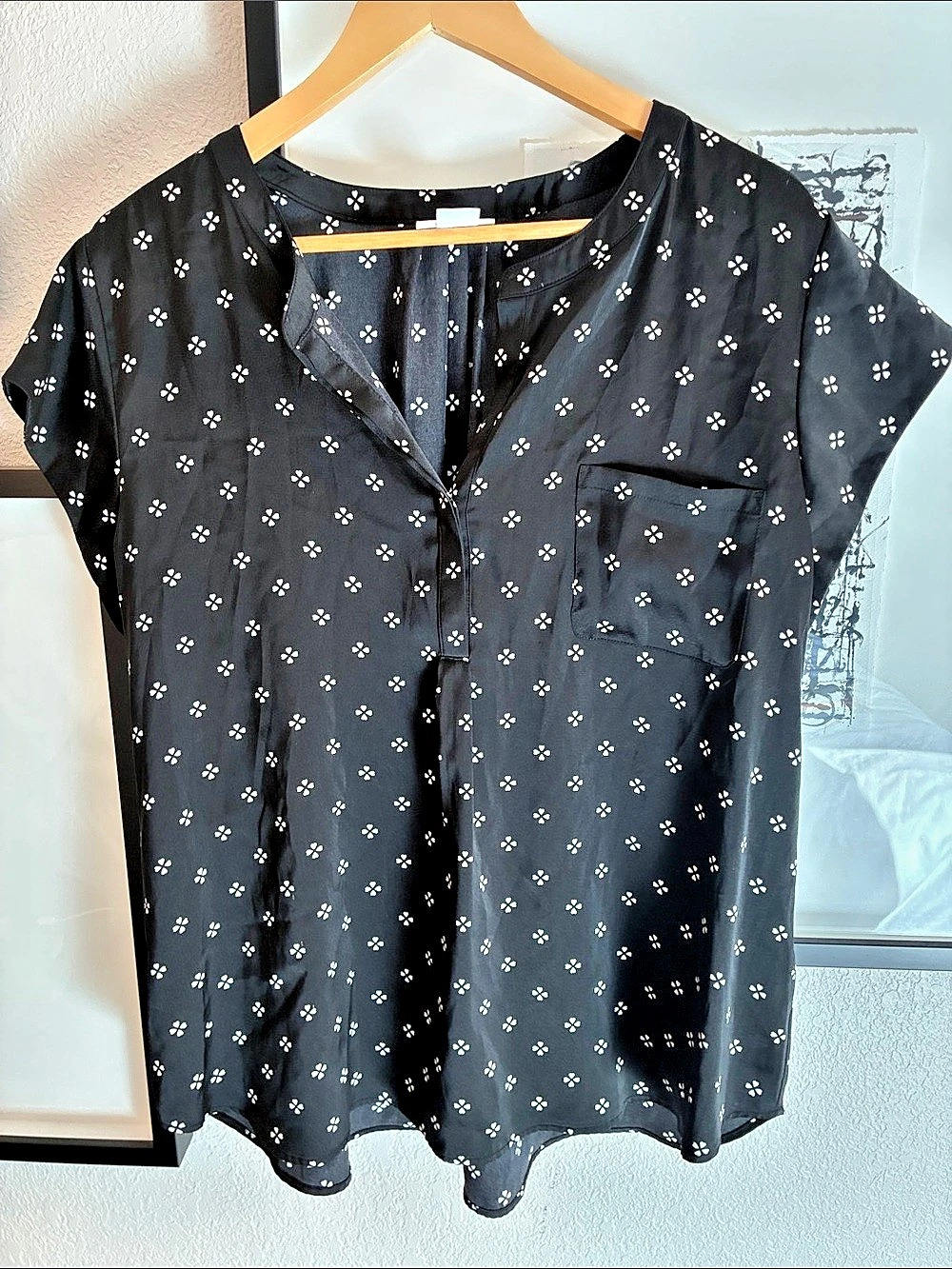 Liz Claiborne Floral Black & White Blouse Size XL Like New